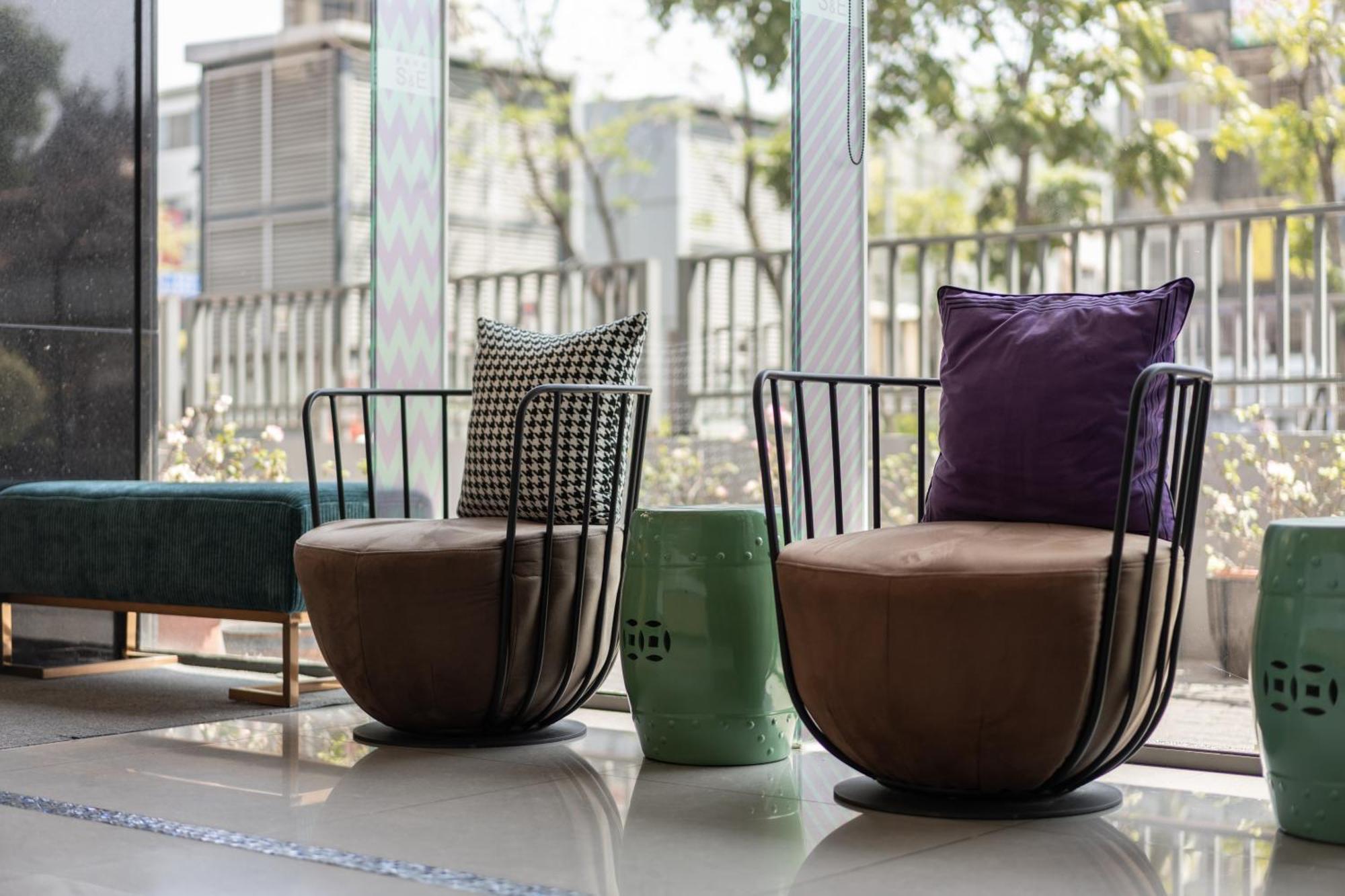 S&E Hotel Tainan Bagian luar foto
