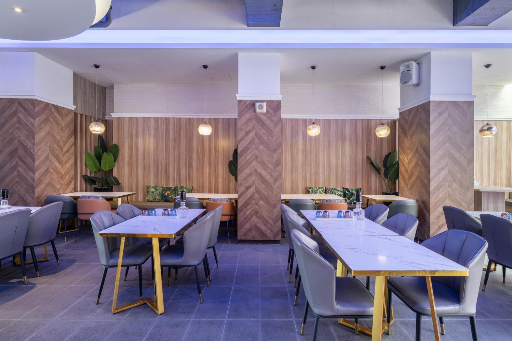 S&E Hotel Tainan Bagian luar foto
