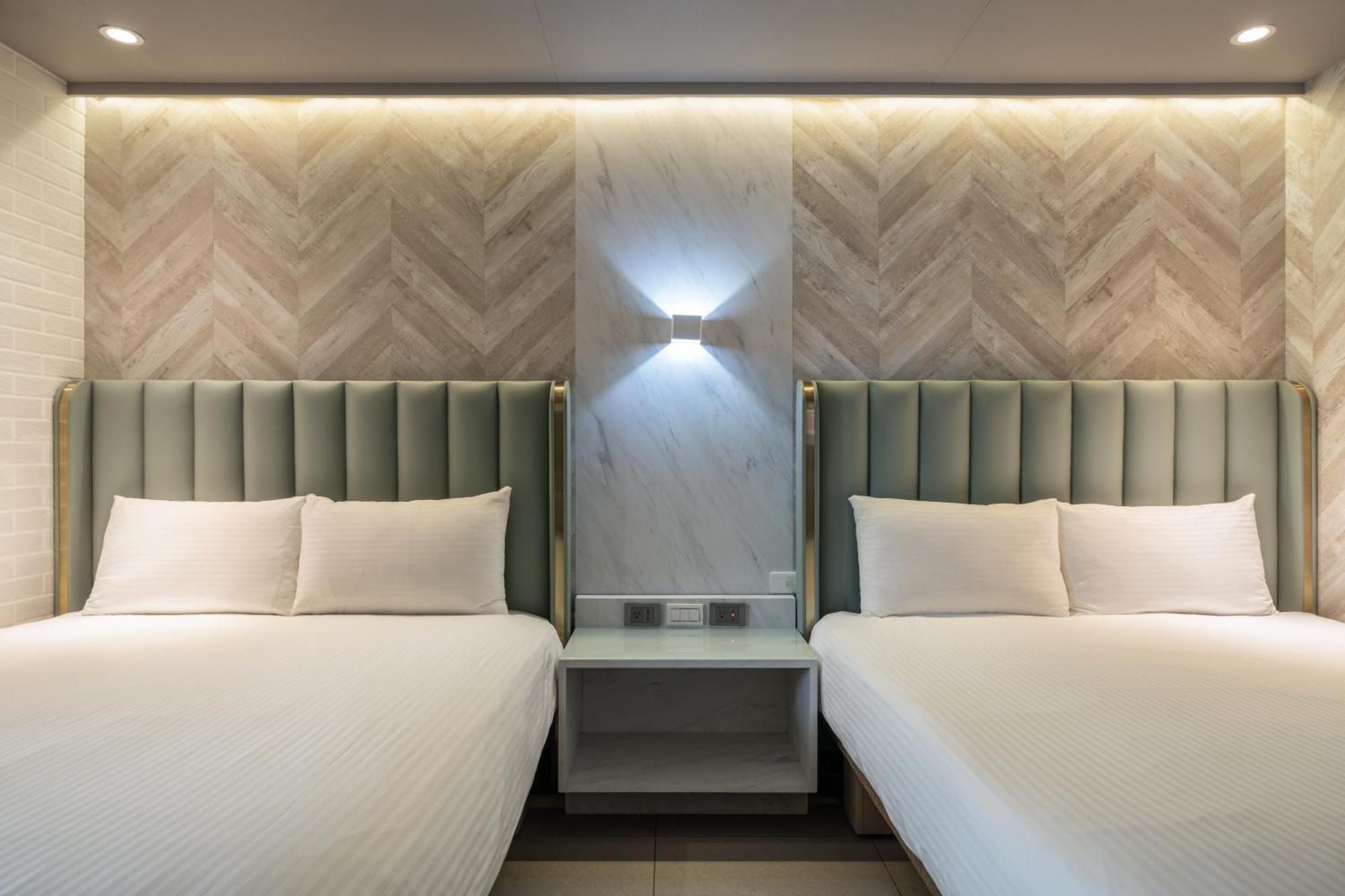 S&E Hotel Tainan Bagian luar foto