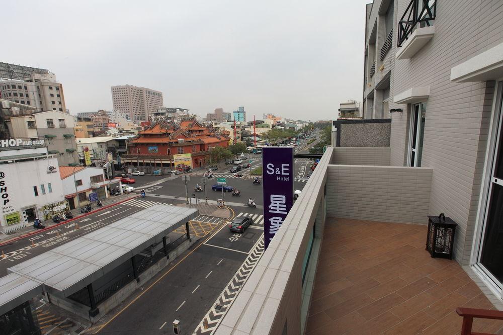 S&E Hotel Tainan Bagian luar foto
