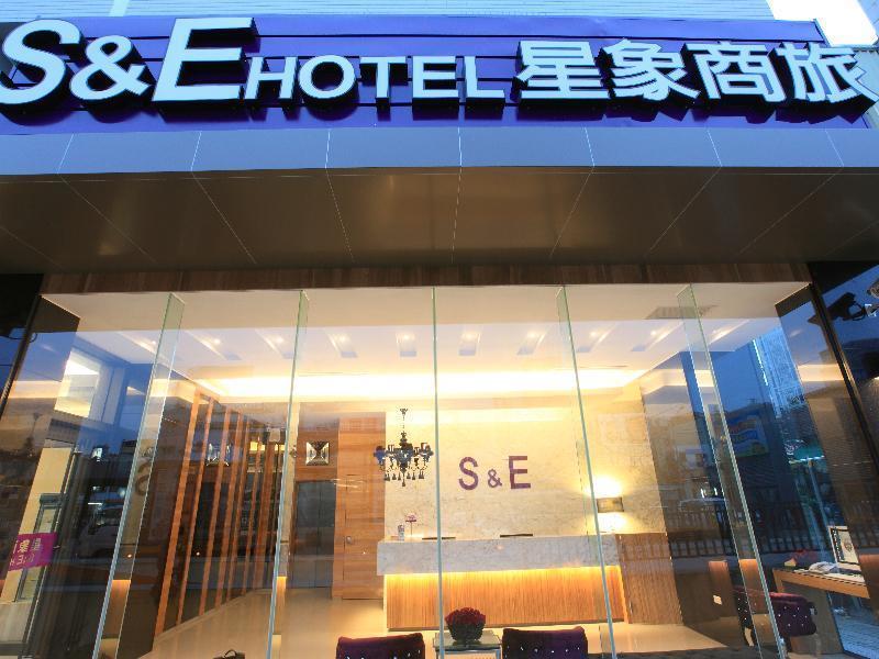 S&E Hotel Tainan Bagian luar foto
